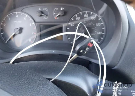 2017 Nissan Sentra S z USA, uszkodzony, nr VIN 3N1AB7AP7HY334534